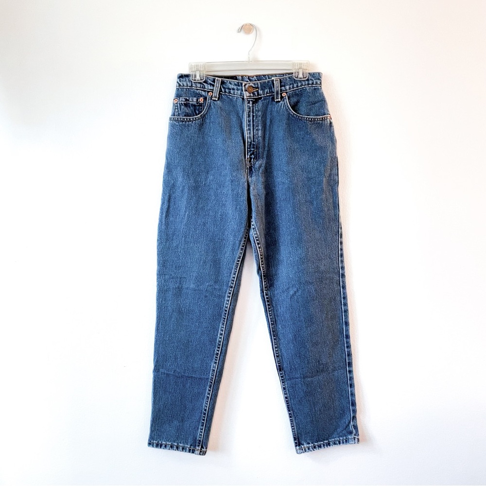 Levi’s Women’s 551 Relaxed Fit Tapered Leg Jeans 10 Short